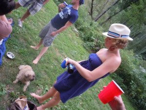 303133_10150355029501754_133192568_n